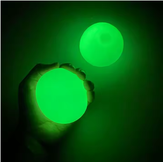Glow-in-the-Dark Sticky Target Ball (3 Pieces)